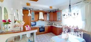 Дом 250м², 3-этажный, посуточно,