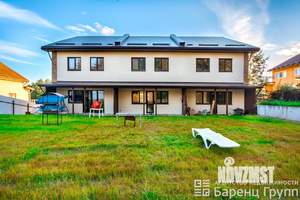 Таунхаус 200м², 3-этажный, участок 3 сот.