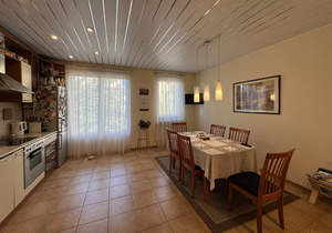 Дом 180м², 4-этажный, участок 2 сот.