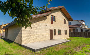 Дом 234м², 2-этажный, участок 10 сот.