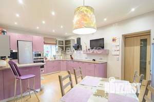 Таунхаус 265м², 4-этажный, участок 4 сот.