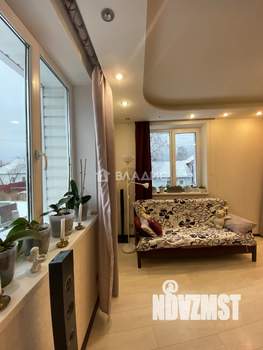 Дом 324м², 3-этажный, участок 8 сот.