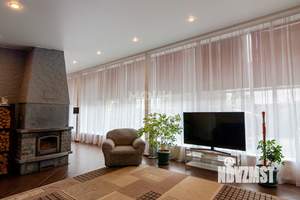 Дом 350м², 2-этажный, участок 10 сот.