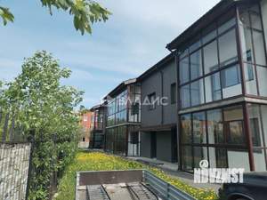 Таунхаус 114м², 3-этажный, участок 3 сот.