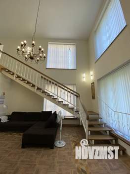 Дом 357м&sup2;, 3-этажный, посуточно, 