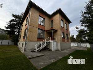 Дом 357м&sup2;, 3-этажный, посуточно, 