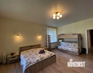 Дом 357м&sup2;, 3-этажный, посуточно, 