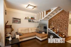 Дом 156м&sup2;, 2-этажный, посуточно, 