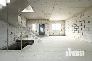 Таунхаус 176м&sup2;, 3-этажный, участок 6 сот.  