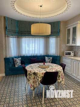 Дом 287м², 2-этажный, участок 20 сот.  