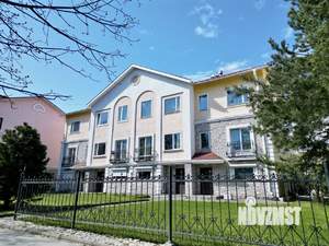 Таунхаус 253м², 3-этажный, участок 2 сот.  