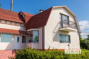 Дом 213м², 2-этажный, участок 15 сот.  