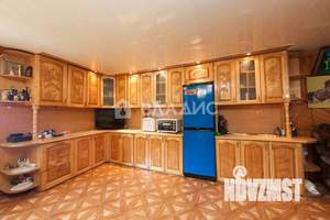 Дом 190м², 2-этажный, участок 7 сот.  