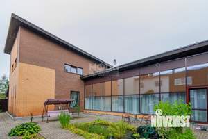 Дом 350м², 2-этажный, участок 10 сот.  