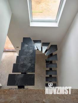 Коттедж 140м², 2-этажный, участок 8 сот.  