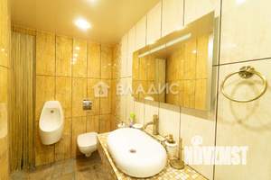 Дом 251м², 2-этажный, участок 12 сот.  