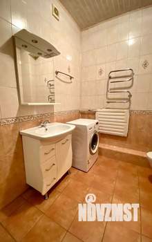 Дом 330м², 2-этажный, участок 8 сот.  