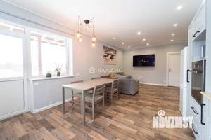 Дом 233м², 3-этажный, участок 10 сот.  