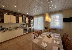 Дом 180м², 4-этажный, участок 2 сот.  