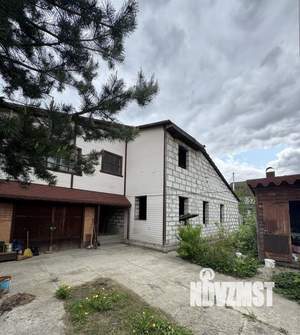 Дом 84м², 2-этажный, участок 10 сот.  