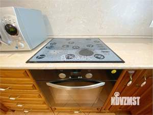 Таунхаус 100м², 2-этажный, участок 5 сот.  