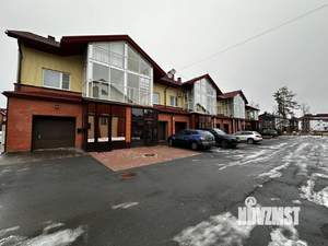 Таунхаус 210м², 3-этажный, участок 4 сот.  