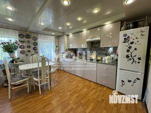 Дом 70м², 2-этажный, участок 19 сот.  