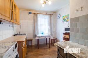 Дом 56м², 2-этажный, участок 5 сот.  