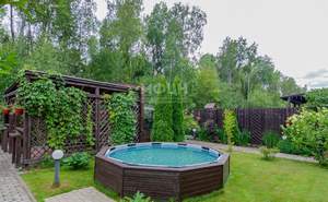 Дом 350м², 2-этажный, участок 10 сот.  