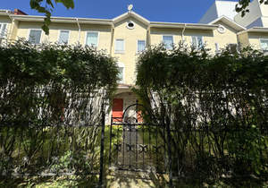 Дом 180м², 4-этажный, участок 2 сот.  