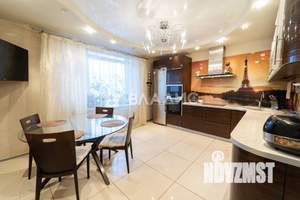 Дом 251м², 2-этажный, участок 12 сот.  