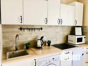 1-к квартира, посуточно, 40м2, 2/15 этаж