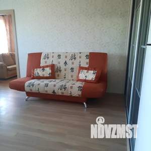 2-к квартира, посуточно, 47м2, 5/5 этаж