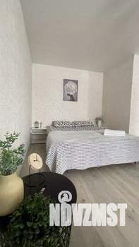 1-к квартира, посуточно, 42м2, 1/1 этаж