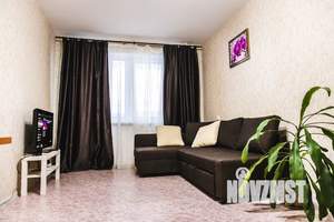 1-к квартира, посуточно, 35м2, 4/9 этаж