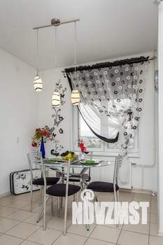 2-к квартира, посуточно, 42м2, 8/13 этаж