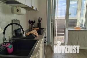 2-к квартира, посуточно, 45м2, 18/24 этаж