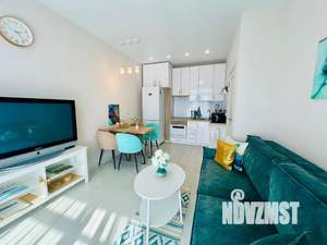 2-к квартира, посуточно, 38м2, 9/16 этаж