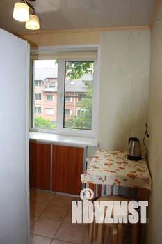 2-к квартира, посуточно, 45м2, 2/5 этаж