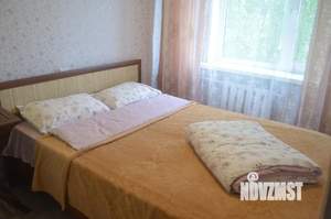 3-к квартира, посуточно, 45м2, 1/1 этаж