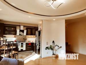 4-к квартира, посуточно, 107м2, 3/5 этаж