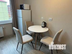 Студия квартира, посуточно, 30м2, 3/9 этаж