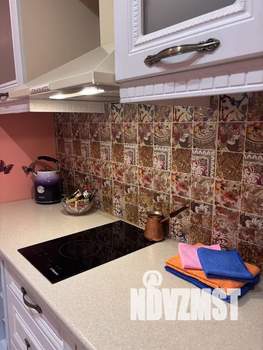 Студия квартира, посуточно, 28м2, 1/5 этаж