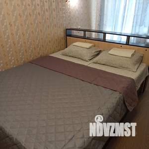 1-к квартира, посуточно, 39м2, 1/10 этаж