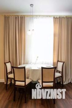 2-к квартира, посуточно, 54м2, 1/1 этаж