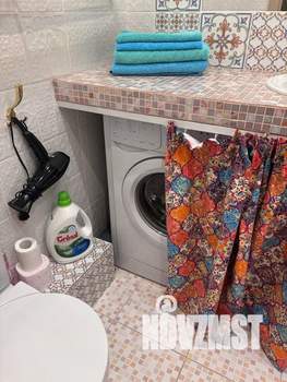 Студия квартира, посуточно, 28м2, 1/5 этаж