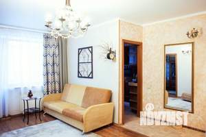 2-к квартира, посуточно, 42м2, 1/1 этаж