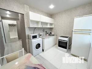 1-к квартира, посуточно, 42м2, 5/9 этаж