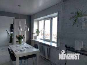 1-к квартира, посуточно, 44м2, 4/5 этаж