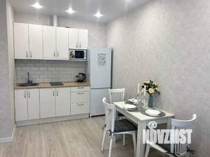 1-к квартира, посуточно, 41м2, 1/1 этаж